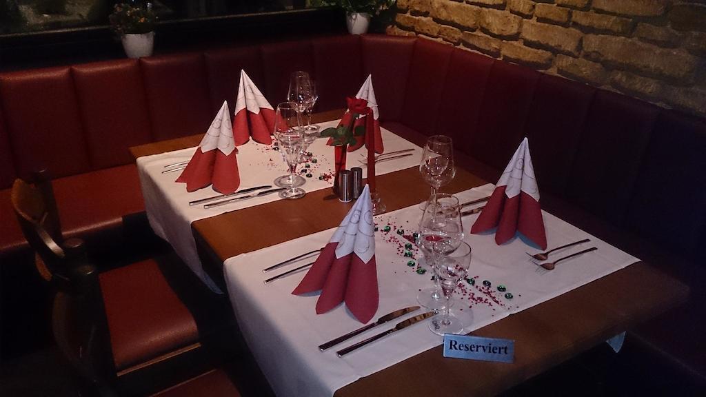 Hotel Restaurant Margaretenhof Überherrn Eksteriør billede